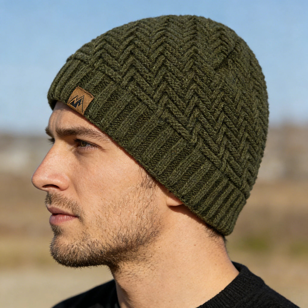 Gorro de invierno unisex con etiqueta, gorro de punto de moda para hombres y mujeres, gorro tipo beanie, gorro deportivo cálido con forro de felpa para exteriores
