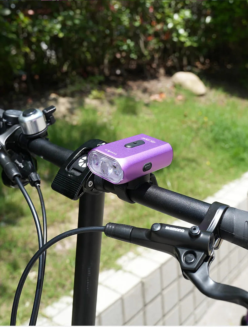 Luz para bicicleta TOWILD BL900 de montaje doble con haz concentrado y amplio (1100 lm), recargable, para seguridad diurna e iluminación nocturna.
