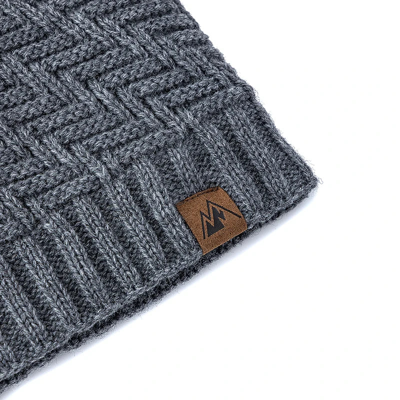 Gorro de invierno unisex con etiqueta, gorro de punto de moda para hombres y mujeres, gorro tipo beanie, gorro deportivo cálido con forro de felpa para exteriores