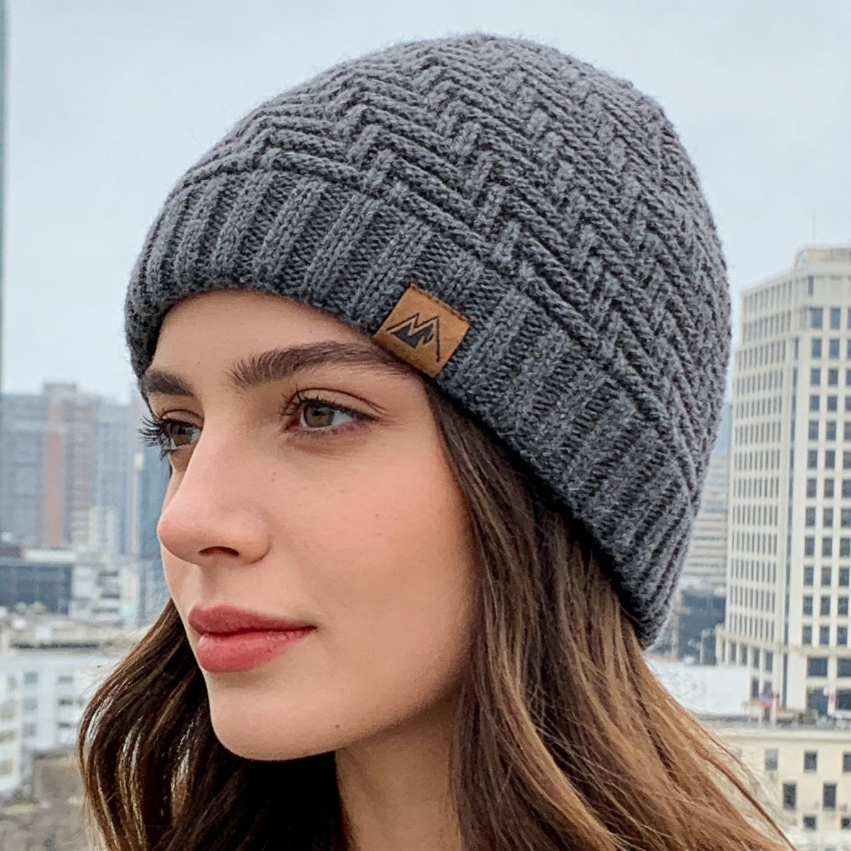 Gorro de invierno unisex con etiqueta, gorro de punto de moda para hombres y mujeres, gorro tipo beanie, gorro deportivo cálido con forro de felpa para exteriores